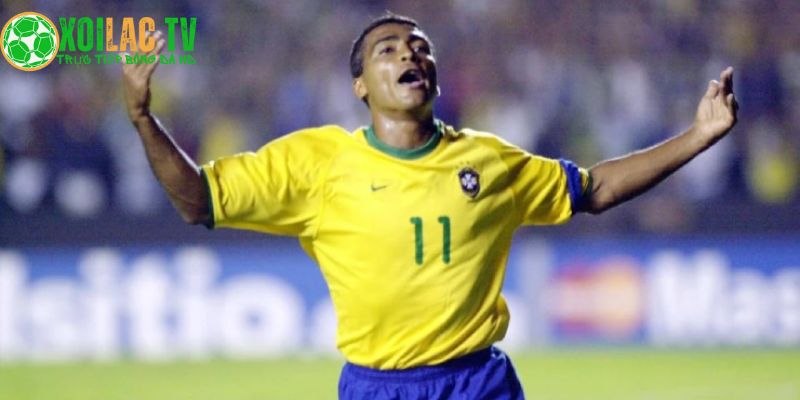 Romario năm 36 tuổi ghi bàn hủy diệt